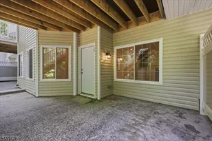 13 Encampment Dr, Bedminster Township, NJ 07921 - Photo 22