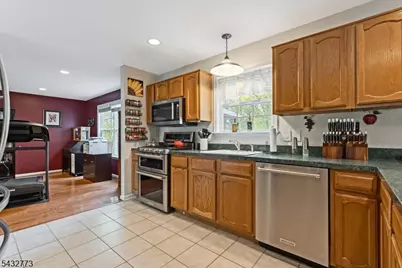 4 Pembrook Ct, Liberty Township, NJ 07838 - Photo 14