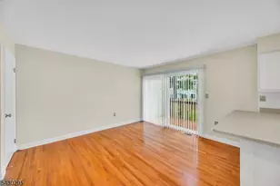 39 Balsam Ct, Hillsborough Township, NJ 08844 - Photo 6