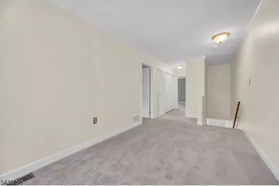 39 Balsam Ct, Hillsborough Township, NJ 08844 - Photo 18