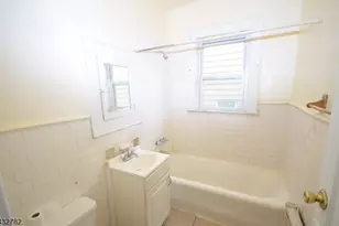30 Goodwin Ave, Newark, NJ 07112 - Photo 8