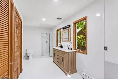 17 Hickory Dr, Oakland, NJ 07436 - Photo 16