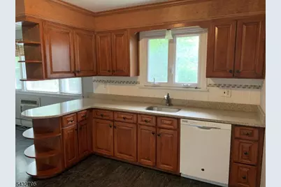 617 Foothill Rd, Bridgewater, NJ 08807 - Photo 8