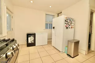 566 Highland Ave, Newark, NJ 07104 - Photo 18
