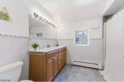 72 Forest Ave, Hawthorne, NJ 07506 - Photo 28