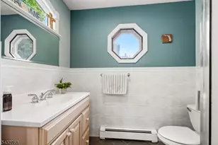 72 Forest Ave, Hawthorne, NJ 07506 - Photo 16