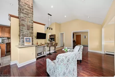 22 Federal Hill Rd, Pompton Lakes, NJ 07442 - Photo 8