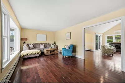 22 Federal Hill Rd, Pompton Lakes, NJ 07442 - Photo 4