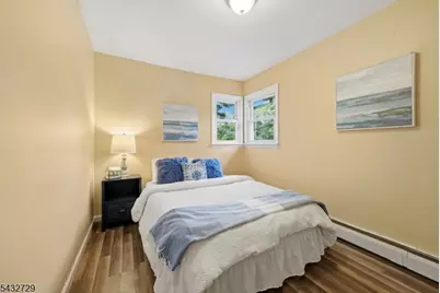 22 Federal Hill Rd, Pompton Lakes, NJ 07442 - Photo 14