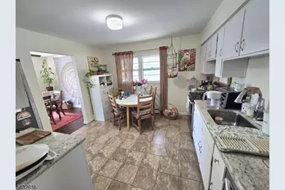 18 Grove St, Boonton Township, NJ 07005 - Photo 10
