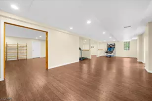 578 Route 614, Union Township, NJ 08802 - Photo 44