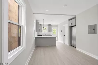 654 S 12th St, Newark, NJ 07103 - Photo 16
