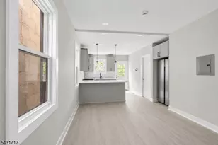 654 S 12th St, Newark, NJ 07103 - Photo 16
