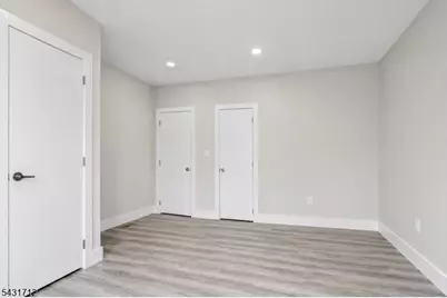 654 S 12th St, Newark, NJ 07103 - Photo 14