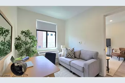 135 Fairfield Rd #307, Fairfield, NJ 07004 - Photo 6
