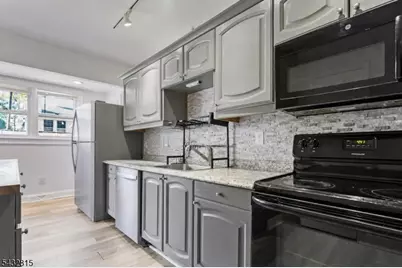 15 Center St, Mount Olive, NJ 07828 - Photo 10