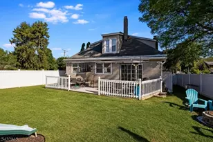 15 Center St, Mount Olive, NJ 07828 - Photo 20