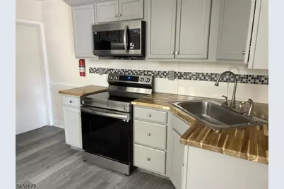 5 Chestnut, Sussex, NJ 07461 - Photo 1
