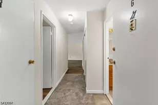 806 Eves Dr, Hillsborough Township, NJ 08844 - Photo 16
