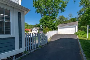 6 North Terrace, Maplewood, NJ 07040 - Photo 2