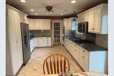 72 Meehan Ave, Raritan, NJ 08869 - Photo 6
