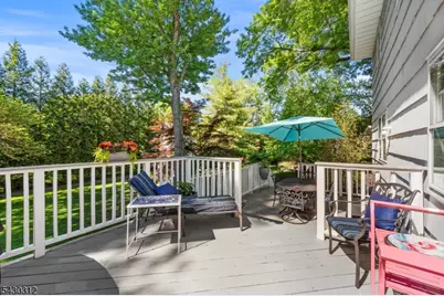 4 Gregmar Ct, Florham Park, NJ 07932 - Photo 38