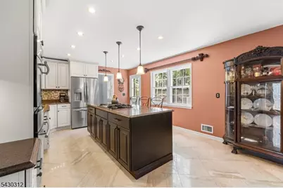 4 Gregmar Ct, Florham Park, NJ 07932 - Photo 12