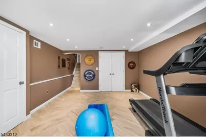 4 Gregmar Ct, Florham Park, NJ 07932 - Photo 30