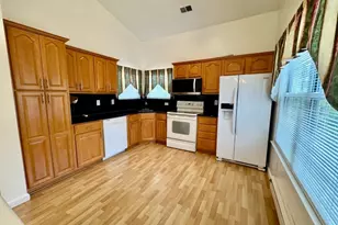 419 Cardinal Ln, Bedminster Township, NJ 07921 - Photo 2