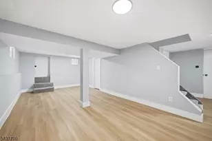 1 Lorelei Rd, West Orange Township, NJ 07052 - Photo 28