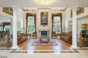 6 Hyer Farm Rd, Roseland, NJ 07068 - Photo 4