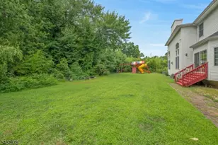6 Hyer Farm Rd, Roseland, NJ 07068 - Photo 22
