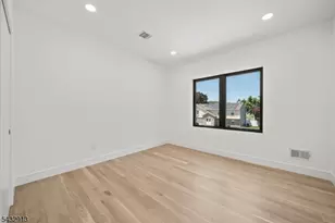 24 Richard Scott Ct, Haledon, NJ 07508 - Photo 26