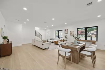 24 Richard Scott Ct, Haledon, NJ 07508 - Photo 6