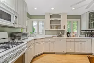 2051 Audubon Ave, South Plainfield, NJ 07080 - Photo 16