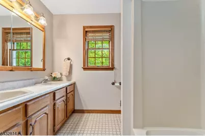 4 Drake Ct, Holland Township, NJ 08848 - Photo 26