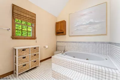 4 Drake Ct, Holland Township, NJ 08848 - Photo 22