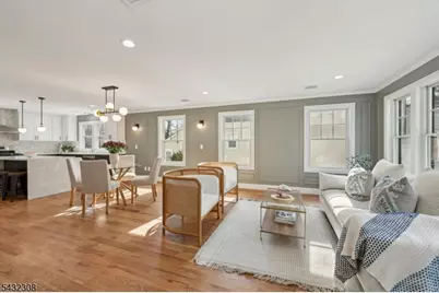 133 Forest St #1, Montclair, NJ 07042 - Photo 2