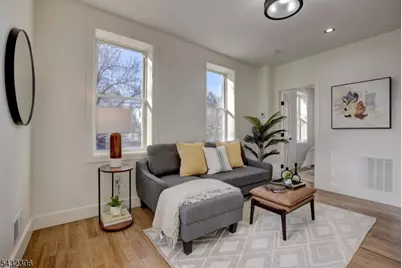 135 Forest St #2F, Montclair, NJ 07042 - Photo 4