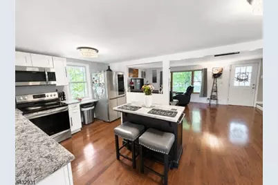 10 S Parkway, Jefferson Township, NJ 07885 - Photo 8