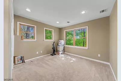 10 S Parkway, Jefferson Township, NJ 07885 - Photo 28