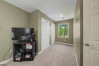 10 S Parkway, Jefferson Township, NJ 07885 - Photo 26