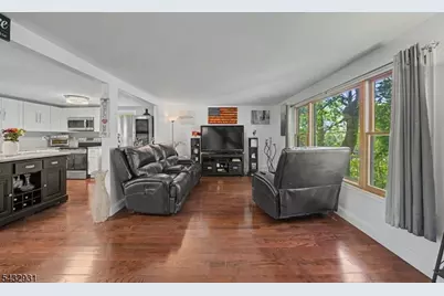 10 S Parkway, Jefferson Township, NJ 07885 - Photo 10