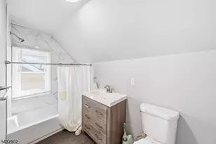 41 Edgar St, East Orange, NJ 07018 - Photo 18