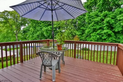 109 Brookview Dr, Woodland Park, NJ 07424 - Photo 28