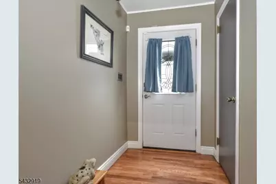 109 Brookview Dr, Woodland Park, NJ 07424 - Photo 4