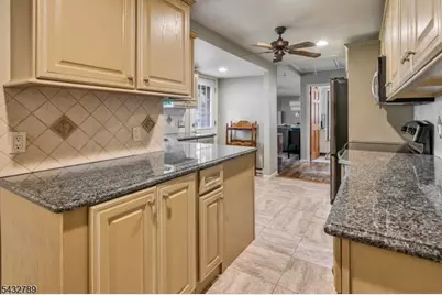 6 Outlook Ave, Mount Olive, NJ 07828 - Photo 14