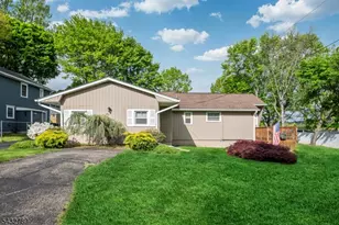 6 Outlook Ave, Mount Olive, NJ 07828 - Photo 1