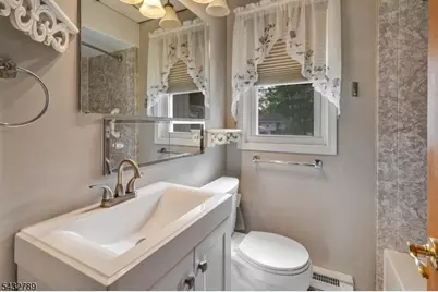 6 Outlook Ave, Mount Olive, NJ 07828 - Photo 16