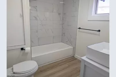 244 Spring St, Newton, NJ 07860 - Photo 10